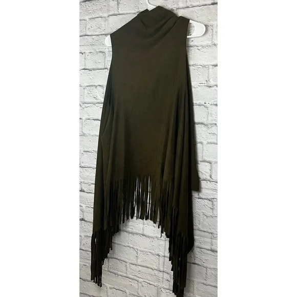 Umgee Faux suede fringe boho festival vest, size M. - Picture 3 of 7